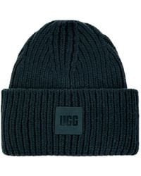 UGG - Logo-Patch Ribbed-Knit Beanie Hat - Lyst