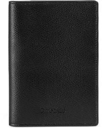 Doucal's - Funda para pasaporte de piel con logo estampado - Lyst
