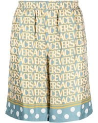 Versace - Stylish Silk Bermuda Shorts With All-Over Logo - Lyst