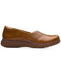 Clarks - Certina Edge Laser-Cut Leather Sneakers - Lyst