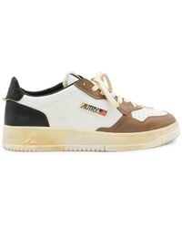 Autry - Medalist Low Super Vintage Calfskin Sneakers With Worn Effect - Lyst
