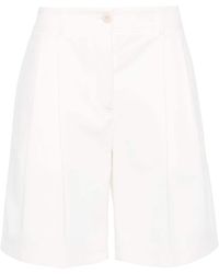Totême - Pantalones cortos con pinzas - Lyst