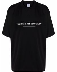 Vetements - T-Shirt mit Slogan-Print - Lyst
