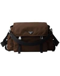 Prada - Explore Re-Nylon Logo-Plaque Messenger Bag - Lyst