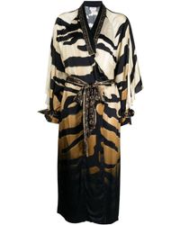 Camilla - Abrigo tipo kimono con estampado de cebra - Lyst