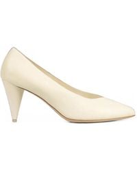 Victoria Beckham - Maverick Leather Pumps - Lyst