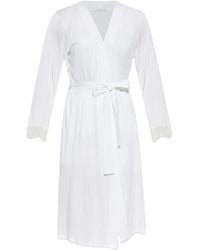 Hanro - Robe De Chambre Ceinturée Ornée De Dentelle - Lyst