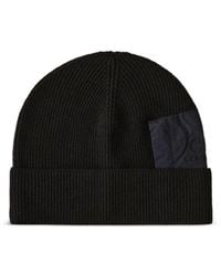 C.P. Company - Gerippte Beanie mit Logo-Patch - Lyst