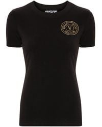 Versace - T-Shirt mit V-Emblem - Lyst