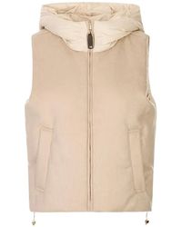 Max Mara - Quilted Hooded Gilet - Lyst