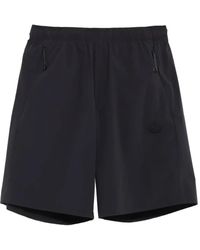 Moncler - Shorts Met Logo-Applicatie - Lyst