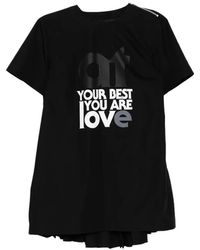 Sacai - Text-Print Pleated T-Shirt - Lyst