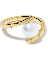 Tasaki - Anello in oro giallo 18kt con diamanti e perla Akoya A Fine Balance - Lyst