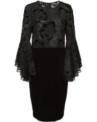 Badgley Mischka Lace Ruffle Sleeve Cocktail Dress - Zwart