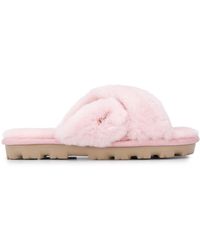 pink fuzzy ugg slippers