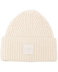 UGG - Logo-Patch Ribbed-Knit Beanie Hat - Lyst