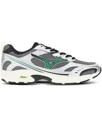Mizuno - Mxr Logo Detail Sneakers - Lyst