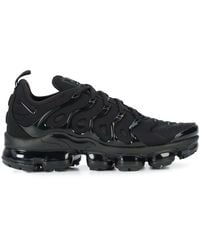Nike - Air Vapormax Plus "Triple" Sneakers - Lyst