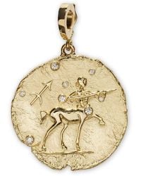 Azlee - Großer 18kt Of The Star Sagittarius Coin Gelbgoldanhänger - Lyst