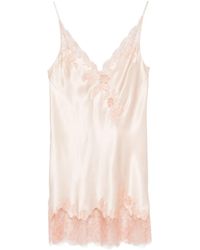 Carine Gilson - Camisón de seda con encaje Caudry - Lyst