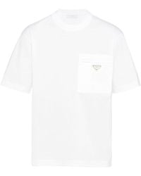 Prada - Katoenen T-shirt Met Logoplakkaat - Lyst