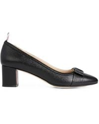 Thom Browne - Bow-Detailed Pebbled-Leather Pumps - Lyst
