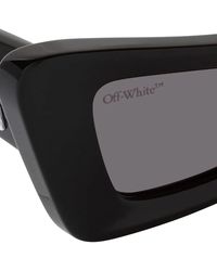 Off-White c/o Virgil Abloh Nina Cat-eye Frame Sunglasses in  display picture 3