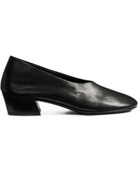KHAITE - Marcy Pumps - Lyst