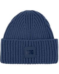 UGG - Logo-Patch Ribbed-Knit Beanie Hat - Lyst