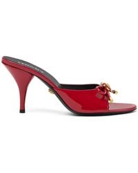 Versace - レッド Opera Bow 85Mm パテント ヒールサンダル - Lyst