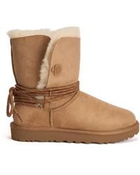UGG - Logo-Detail Shearling Boots - Lyst