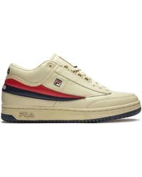 tan fila shoes