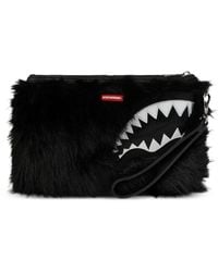 Sprayground - Cray Clutch aus Faux Fur - Lyst