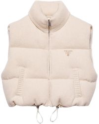 Prada - Chaleco acolchado con logo bordado - Lyst