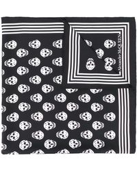 Heren Accessoires voor voor Sjaals en sjaaltjes voor Alexander McQueen Zijde Sjaal Met Doodskopprint in het Zwart voor heren 
