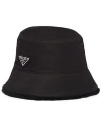 Prada - Fischerhut Aus Shearling Mit Logo - Lyst