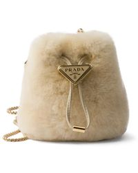 Prada - Mini Shearling-Handtasche - Lyst