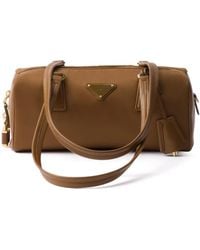 Prada - Mittelgroßer Shopper mit Triangel-Logo - Lyst