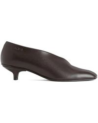 Vicini - Pumps Mit Asymmetrischem Cut-Out - Lyst