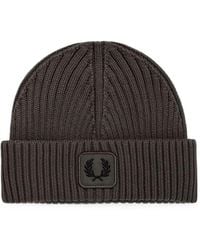 Fred Perry - Ribbed-Knit Logo-Patch Beanie Hat - Lyst