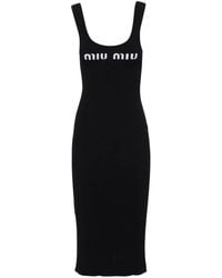 Miu Miu - Rückenfreies Kleid Mit Logo-Print - Lyst