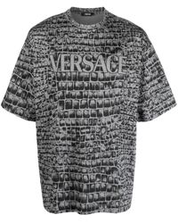 Versace - T-Shirt mit Coccodrillo-Print - Lyst