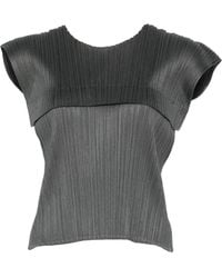Pleats Please Issey Miyake - Top con panel plisado - Lyst
