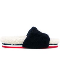 Moncler Furry slippers - Bleu