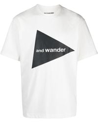 and wander - T-shirt con stampa - Lyst
