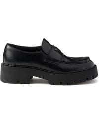 Prada - Loafer aus gebürstetem Leder - Lyst
