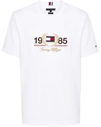 Tommy Hilfiger - T-Shirt mit Logo-Stickerei - Lyst