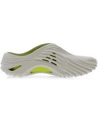 Crocs™ - Echo Wave Muiltjes - Lyst