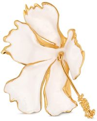 Oscar de la Renta - Enamel Folded Hibiscus Brooch - Lyst