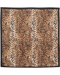Maje - Fular de seda con estampado de leopardo - Lyst